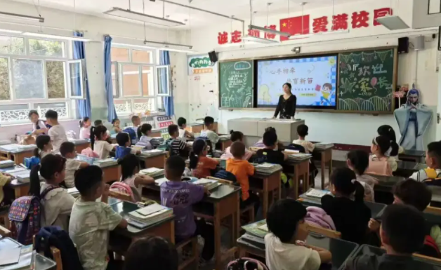 教育一体化建造不断推进到劳动教育有机融入青少年生长全过程